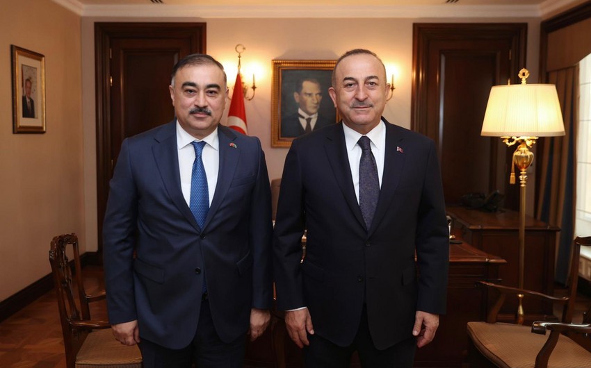 ​Mövlud Çavuşoğlu Azərbaycan səfiri ilə 