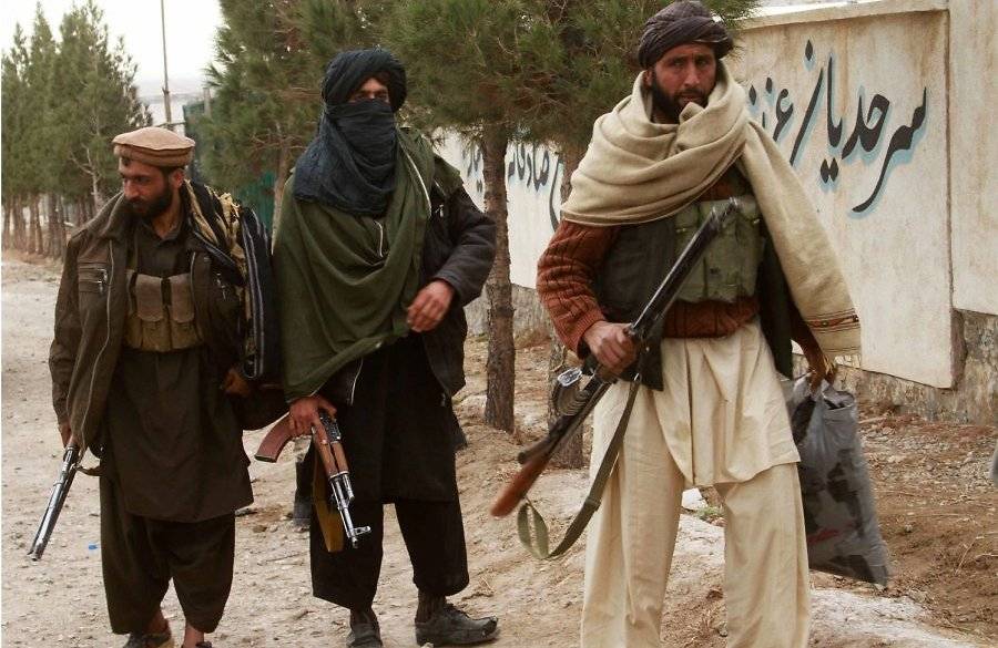 ​Taliban parçalandı: özbəklər puştunları pusquya 