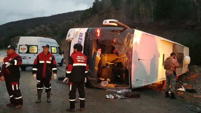 ​Türkiyədə avtobus aşdı: ölən və yaralananlar 