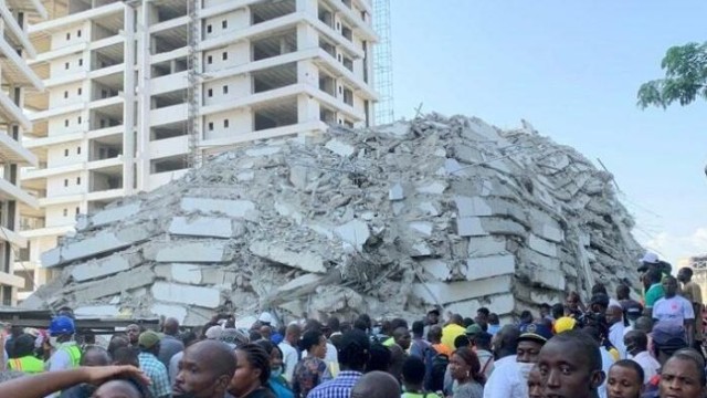 ​Nigeriyada bina çökdü: 